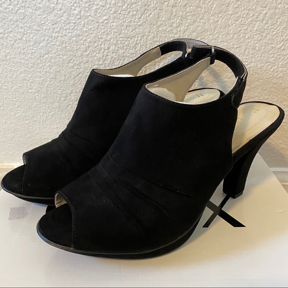 Naturalizer Comfort Black OpenToe Adjustable Heels